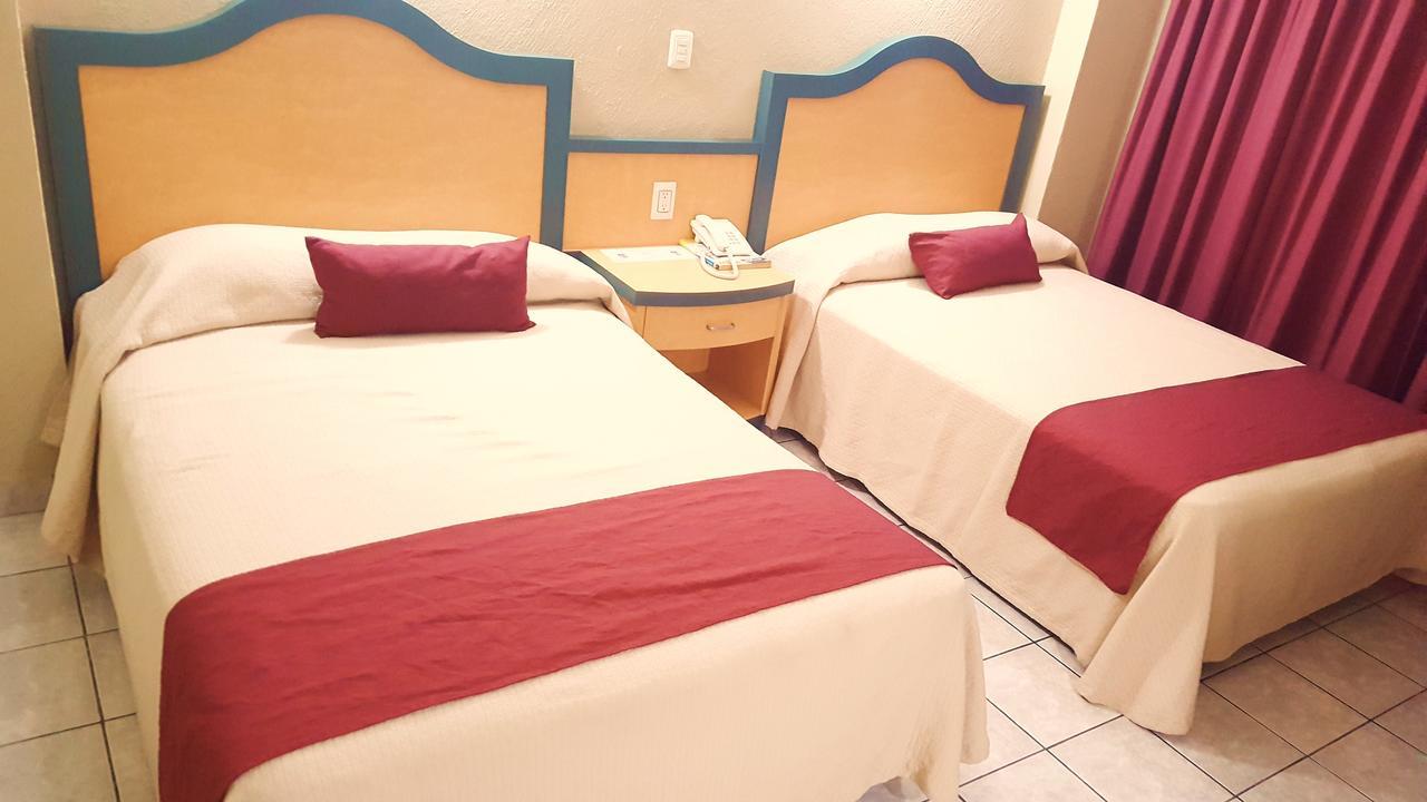 Hotel Madrid Minatitlán Esterno foto